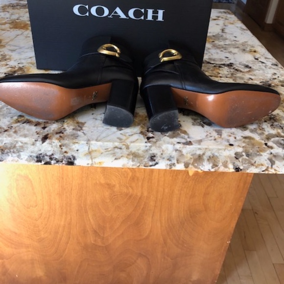COACH ANKLE BOOTS - Picture 3 of 3